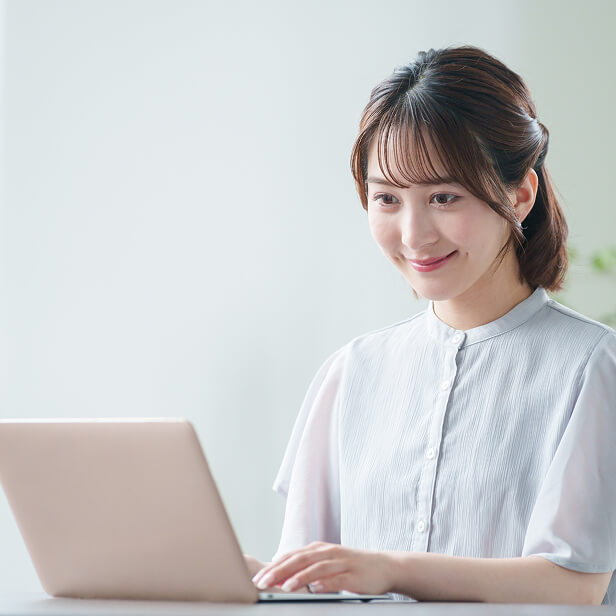 撮影者限定で受けられる女性アドバイザーによる無料の恋愛相談