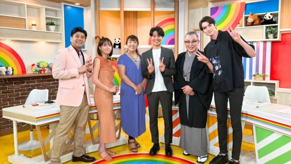 東京MX「5時に夢中!」でマッチングアプリ専門カメラマンとして紹介された様子