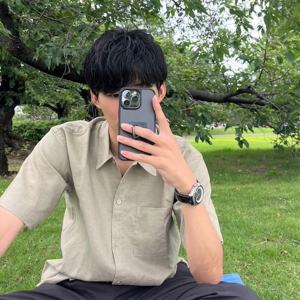 違った服装や髪型で毎月撮影できるサポート内容