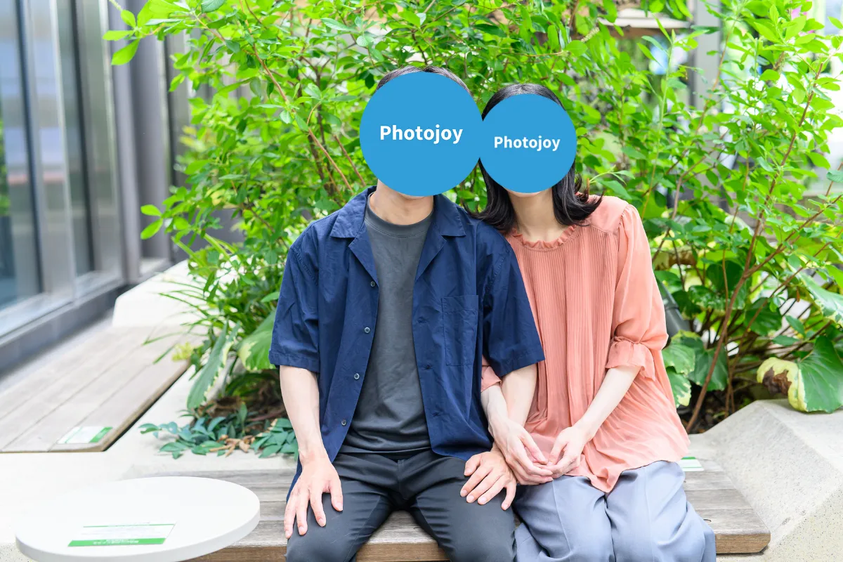 マッチングアプリのプロフィール写真をプロに変更して結婚したカップルの成婚フォト3